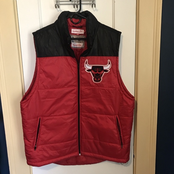 chicago bulls mitchell and ness jacket